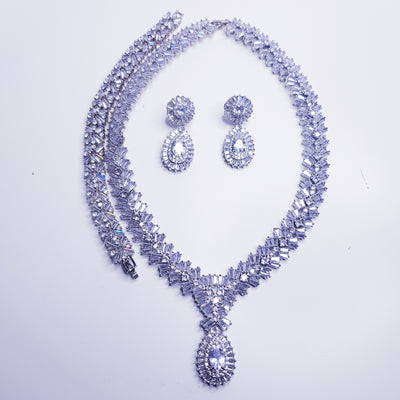 Princess Kira Necklace Set