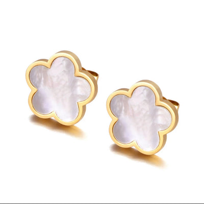 Shelly Stud Earring